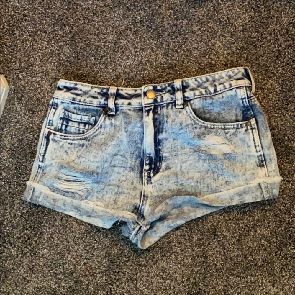 Kendall & Kylie Pac Sun high waisted shorts